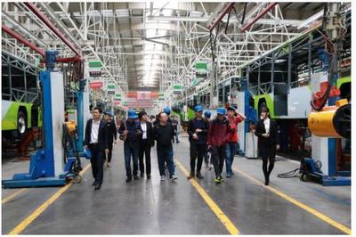 交通强国 探访品质——媒体走进欧辉客车广东工厂，探寻福田汽车绿色高质发展之路